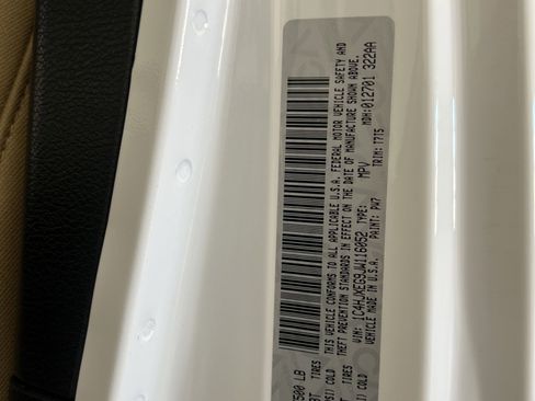 Used 2018 Jeep Wrangler Unlimited Sahara image 35