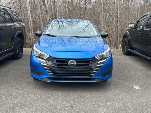 Used 2023 Nissan Versa S w/ Trunk Package image 9