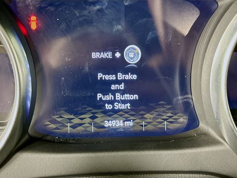 Used 2021 Jeep Wrangler Sahara w/ Safety Group image 19