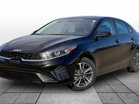 Certified 2024 Kia Forte LXS image 1