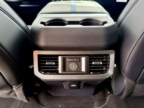New 2026 Ford F250 Platinum w/ Tremor Off-Road Package image 33