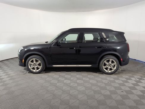 Used 2025 MINI Cooper Countryman S image 2