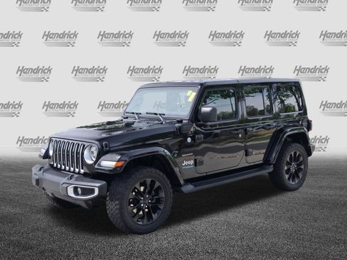 Used 2021 Jeep Wrangler Unlimited Sahara image 5