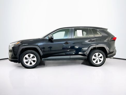 Used 2024 Toyota RAV4 LE image 4