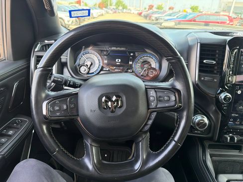 Used 2022 RAM 1500 Limited AWD/4WD image 17