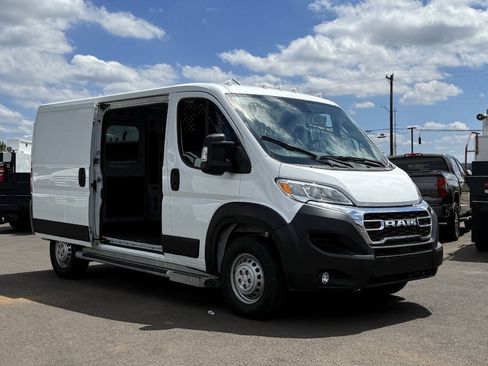 Used 2025 RAM ProMaster 2500 w/ U-Haul Equipment Group FWD image 3