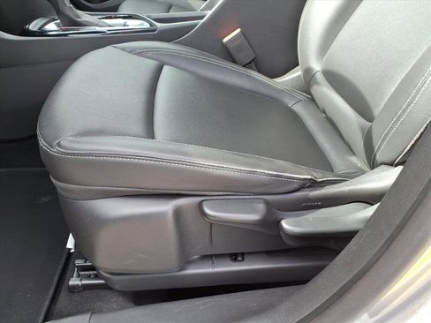 Used 2024 Buick Encore GX Sport Touring AWD/4WD image 15