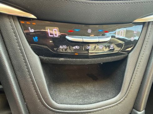 Used 2019 Cadillac XT5 Premium Luxury AWD/4WD image 29