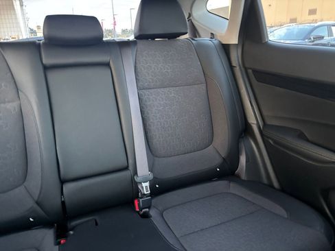 Used 2025 Kia Seltos S image 36