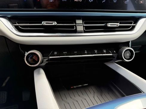 New 2026 Chevrolet Equinox EV LT w/ LPO, All-Weather Mat Package FWD image 18