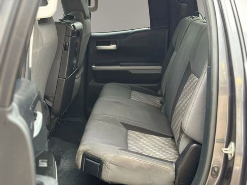 Used 2018 Toyota Tundra SR5 image 15