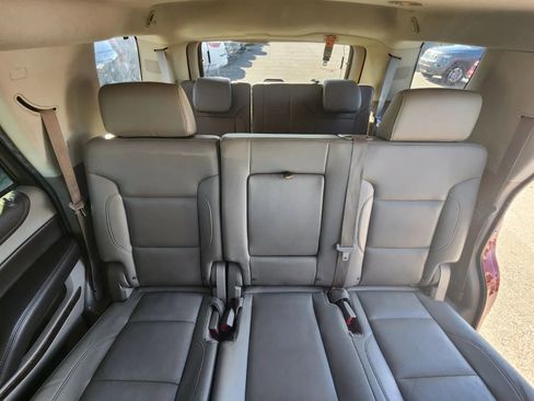 Used 2015 Chevrolet Tahoe LT w/ Luxury Package RWD image 13
