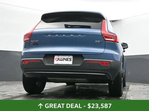 Used 2024 Volvo XC40 B5 Core image 49