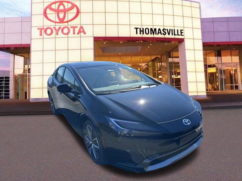 New 2024 Toyota Prius XLE image 3