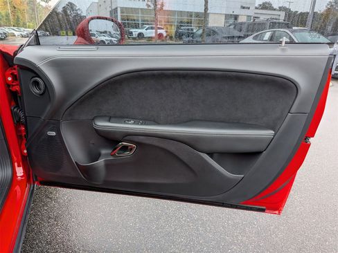 Used 2021 Dodge Challenger SRT Hellcat Redeye image 31