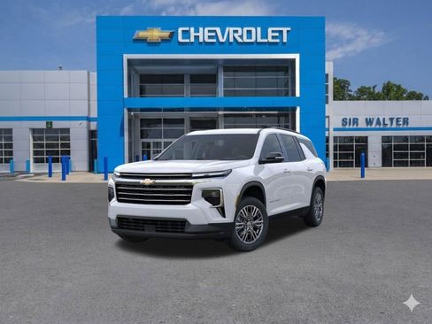 New 2026 Chevrolet Traverse LT w/ Driver Confidence Package image 9