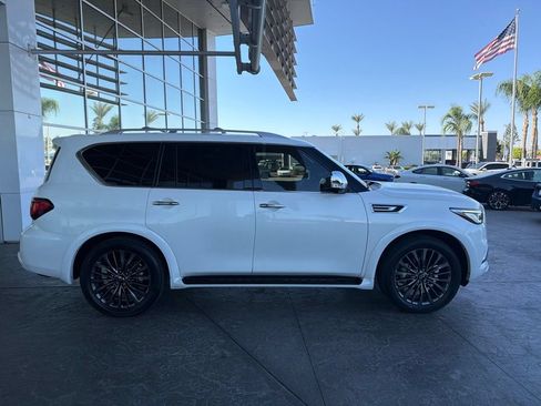 Used 2023 INFINITI QX80 Sensory w/ Cargo Package AWD/4WD image 3