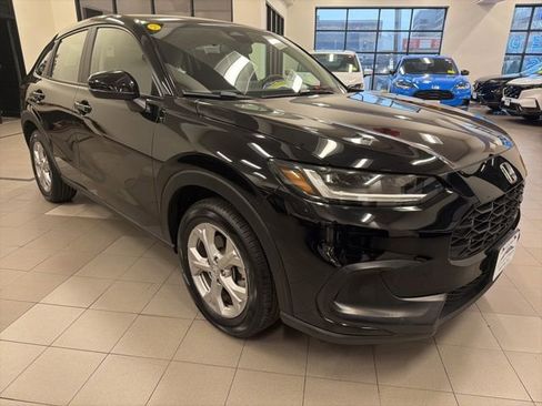 Certified 2023 Honda HR-V LX image 1