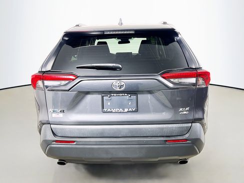Used 2021 Toyota RAV4 XLE image 6