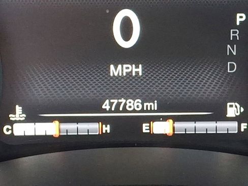 Certified 2022 Jeep Renegade Limited w/ Sun, Sound & Wheels Group image 23