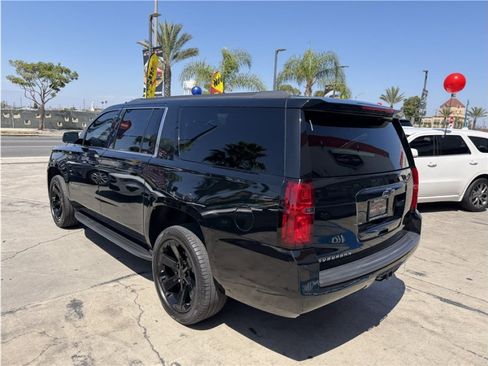 Used 2020 Chevrolet Suburban LT w/ Max Trailering Package RWD image 12