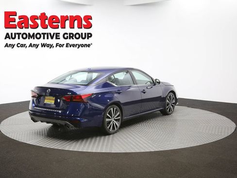 Used 2022 Nissan Altima 2.5 SR image 38