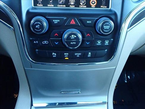 Used 2016 Jeep Grand Cherokee Limited w/ Trailer Tow Group IV image 20