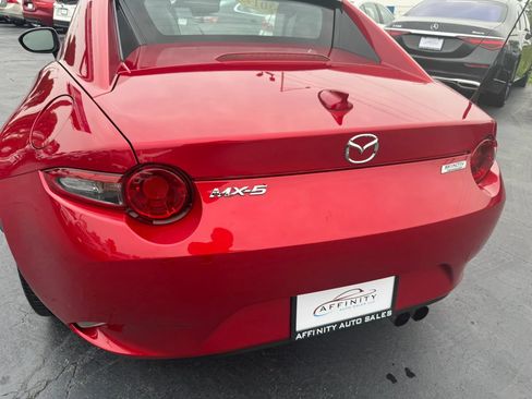 Used 2017 MAZDA MX-5 Miata RF Grand Touring RWD image 9