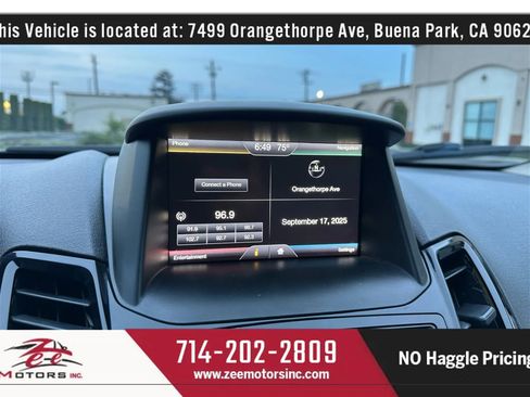 Used 2014 Ford Fiesta Titanium image 26