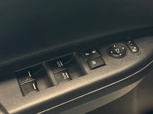 Used 2017 Honda Accord EX-L image 34
