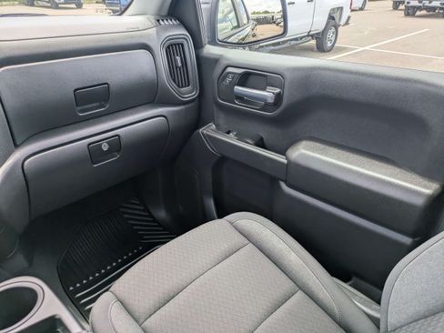 Used 2026 Chevrolet Silverado 1500 Custom Trail Boss w/ LPO, Dark Essentials Package AWD/4WD image 16