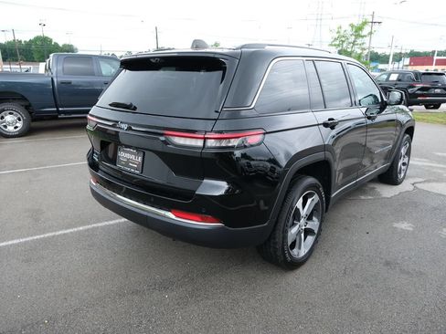 Used 2024 Jeep Grand Cherokee Limited 4xe w/ Luxury Tech Group II AWD/4WD image 7