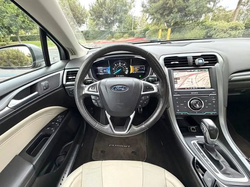 Used 2014 Ford Fusion Energi Titanium w/ Driver Assist Package FWD image 16