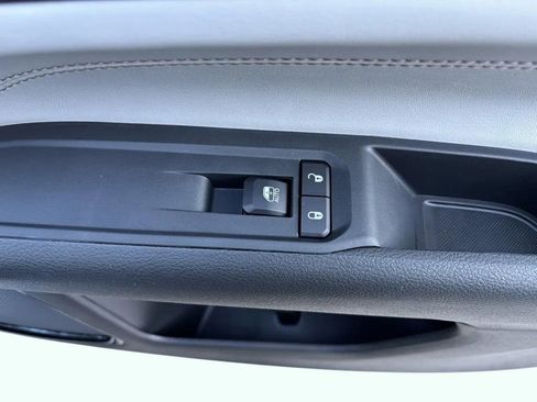 New 2026 Jeep Compass Limited w/ Sun, Sound & Navigation Group image 33