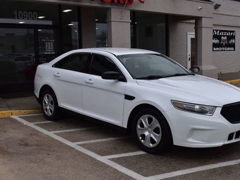 Used 2014 Ford Taurus Police Interceptor AWD image 9