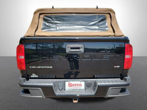 Used 2021 Chevrolet Colorado LT w/ LT Convenience Package RWD image 4