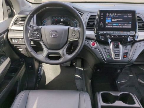 Used 2024 Honda Odyssey EX-L image 15