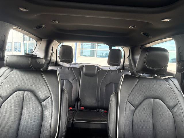 Used 2026 Chrysler Pacifica Limited w/ S Appearance Package FWD image 22