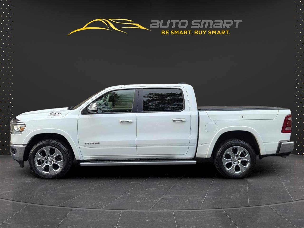 Used 2022 RAM 1500 Laramie AWD/4WD image 2