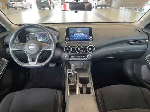 Certified 2022 Nissan Sentra SR w/ Lighting Package FWD image 11
