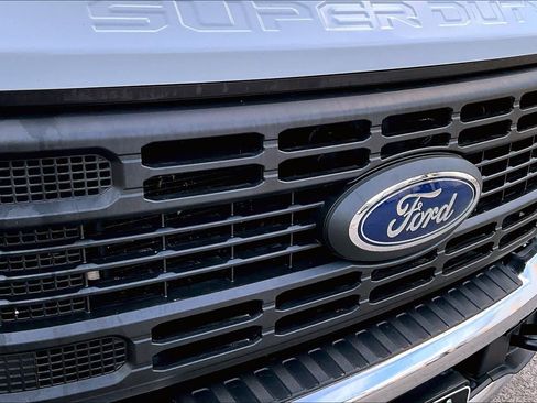 Used 2024 Ford F350 XL image 30