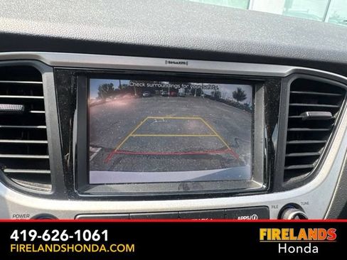Used 2022 Hyundai Accent SEL FWD image 23
