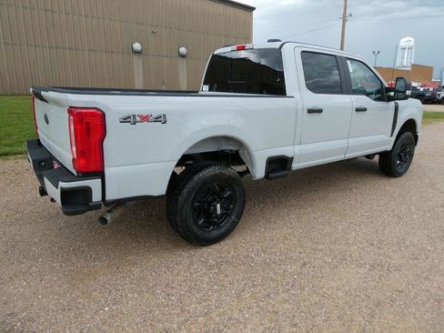New 2026 Ford F250 XL w/ STX Appearance Package AWD/4WD image 6