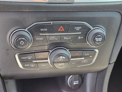 Used 2020 Dodge Charger R/T RWD image 19