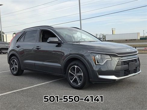 Used 2023 Kia Niro EX image 4