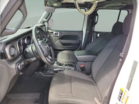 Used 2022 Jeep Wrangler Unlimited Sport image 10