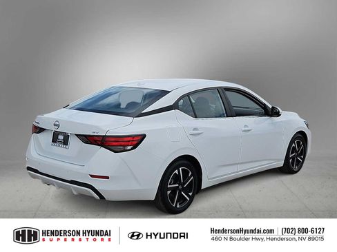 Used 2024 Nissan Sentra SV FWD image 8