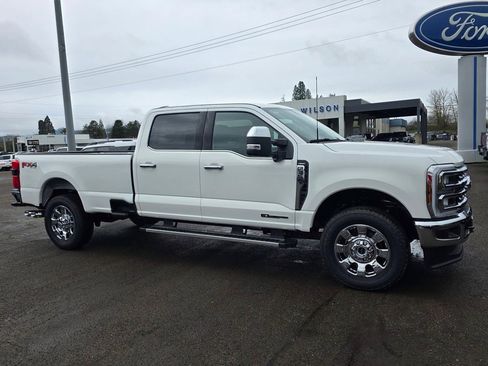 New 2026 Ford F350 Lariat w/ Chrome Package image 3