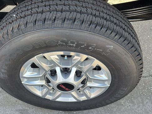 New 2026 GMC Sierra 2500 Pro image 12