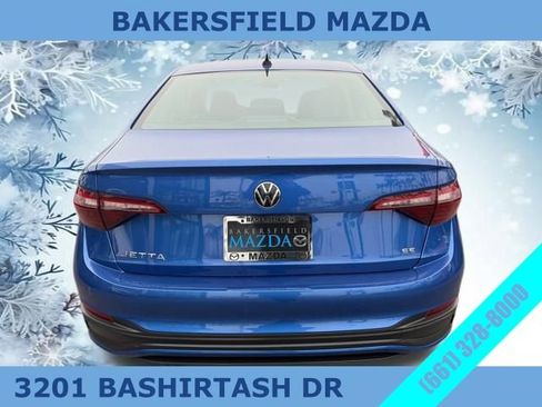 Used 2024 Volkswagen Jetta SE image 4